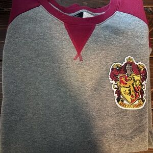 Gryffindor Women's Gray and Red Sweatshirt